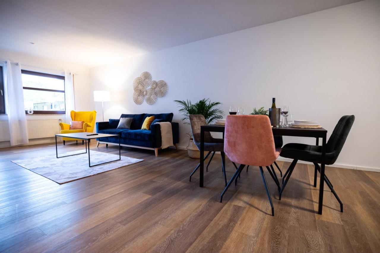 Design-Ferienwohnung In Bad Neuenahr: Platz Fuer 4, Kueche, Wifi, Netflix Екстер'єр фото