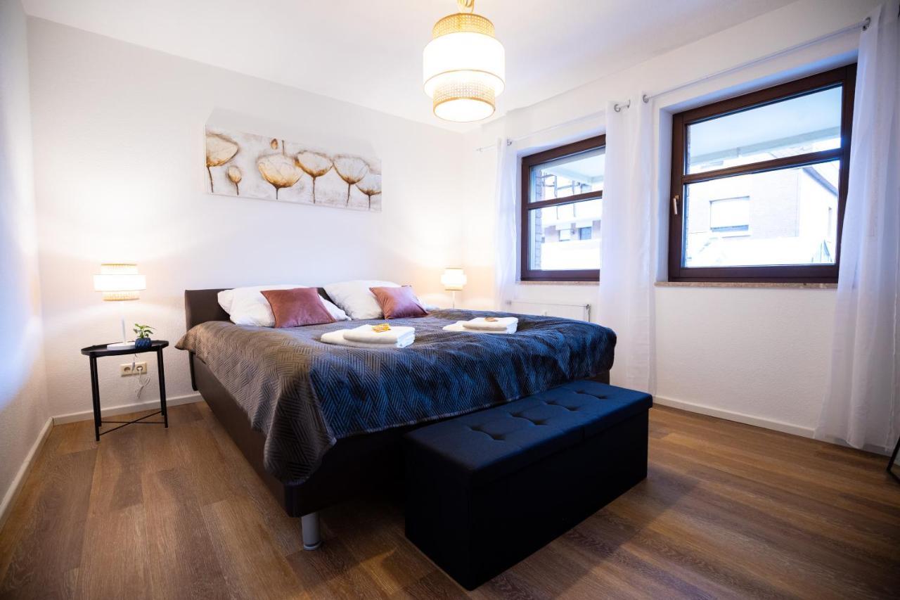 Design-Ferienwohnung In Bad Neuenahr: Platz Fuer 4, Kueche, Wifi, Netflix Екстер'єр фото