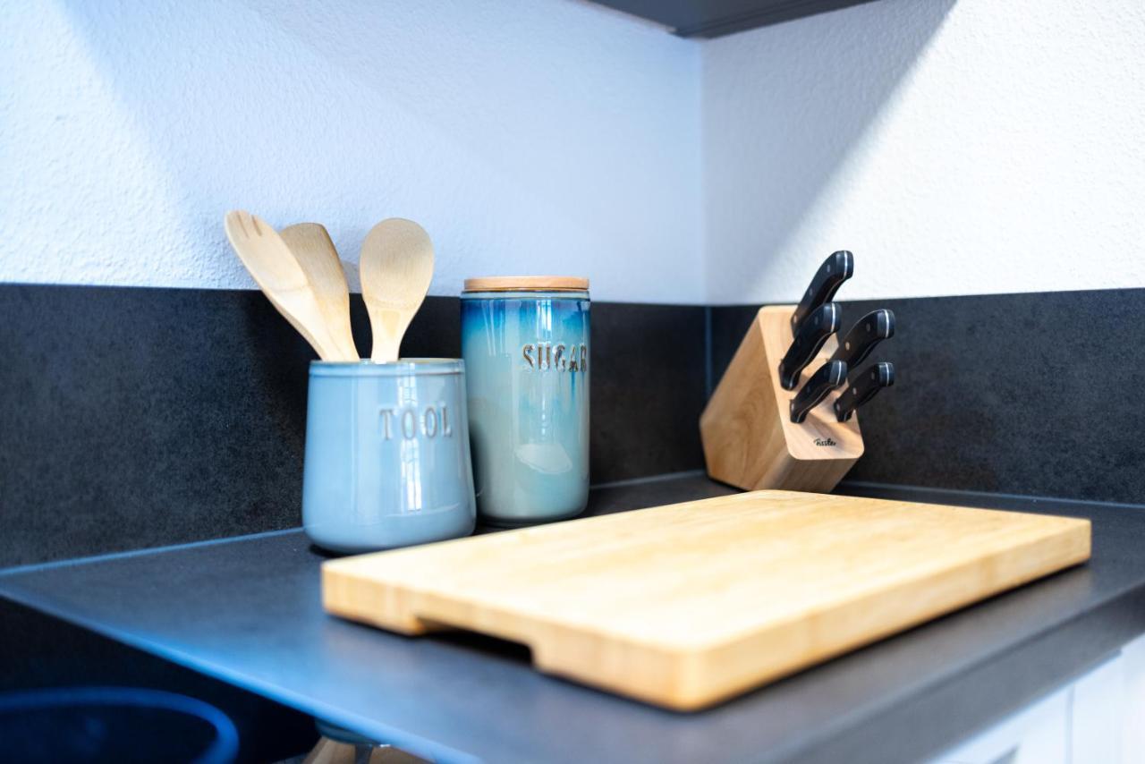 Design-Ferienwohnung In Bad Neuenahr: Platz Fuer 4, Kueche, Wifi, Netflix Екстер'єр фото